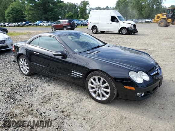 ✅ 2008 Mercedes-Benz SL 550 • VIN: WDBSK71FX8F136030 • Лот: 65576975. Опубликован ранее на Copart с пробегом 70 742 миль. Бесплатный доступ к архиву аукционных продаж из США и подробный отчёт об истории автомобиля на DreamBid. Изображение 4.