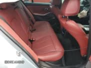 ✅ 2024 BMW 3 Series M340i xDrive • VIN: 3MW49FF0XR8E33956 • Lot: 70353695. Wystawiony na Copart z przebiegiem Nie podano. Bezpłatny archiwum sprzedaży aukcyjnych z USA i szczegółowy raport historii pojazdu na DreamBid. Zdjęcie 10.