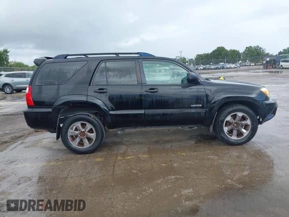 ✅ 2008 Toyota 4Runner Limited • VIN: JTEZU17R98K021351 • Лот: 43403310. Опубликован ранее на IAAI с пробегом 235 589 миль. Бесплатный доступ к архиву аукционных продаж из США и подробный отчёт об истории автомобиля на DreamBid. Изображение 13.
