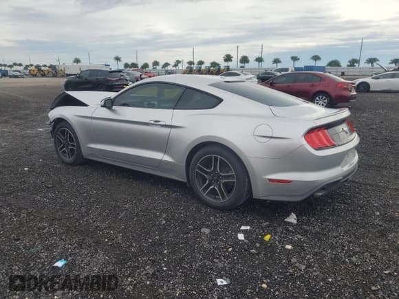 ✅ 2019 Ford Mustang EcoBoost Premium • VIN: 1FA6P8TH9K5159777 • Lot: 81161735. Wystawiony na Copart z przebiegiem 121 689 mil. Bezpłatny archiwum sprzedaży aukcyjnych z USA i szczegółowy raport historii pojazdu na DreamBid. Zdjęcie 2.