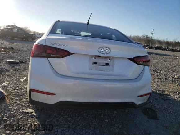 2018 Hyundai Accent SEL z VIN 3KPC24A32JE032562, wystawiony jako Copart lot #43419254 z przebiegiem 133 511 mil mil oraz . Historia ofert i sprzedaży dostępna na DreamBid. Obrazek 6.