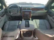 ✅ 2011 Chevrolet Tahoe LT • VIN: 1GNSKBE07BR388101 • Лот: 69296535. Опубликован ранее на Copart с пробегом 121 221 миль. Бесплатный доступ к архиву аукционных продаж из США и подробный отчёт об истории автомобиля на DreamBid. Изображение 8.