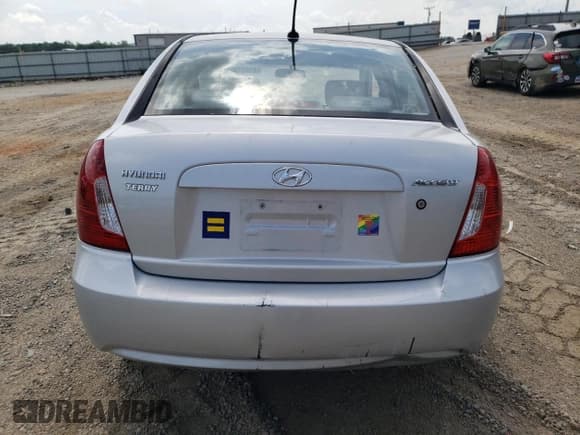 ✅ 2008 Hyundai Accent GLS • VIN: KMHCN46C98U280170 • Лот: 54251365. Опубликован ранее на Copart с пробегом 163 298 миль. Бесплатный доступ к архиву аукционных продаж из США и подробный отчёт об истории автомобиля на DreamBid. Изображение 6.