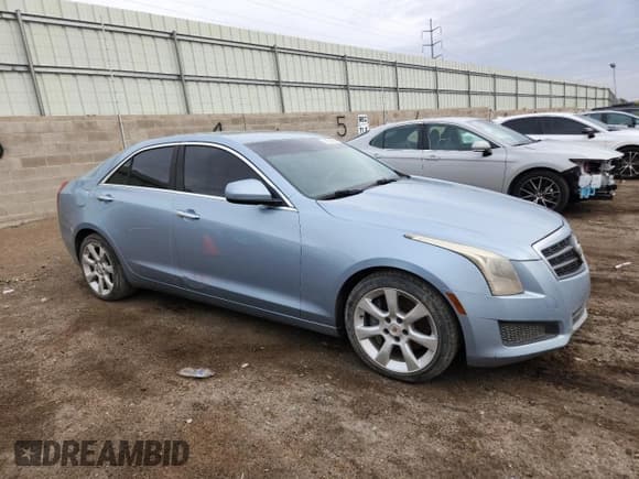 ✅ 2013 Cadillac ATS • VIN: 1G6AA5RX7D0140389 • Lot: 70784875. Wystawiony na Copart z przebiegiem Nie podano. Bezpłatny archiwum sprzedaży aukcyjnych z USA i szczegółowy raport historii pojazdu na DreamBid. Zdjęcie 4.