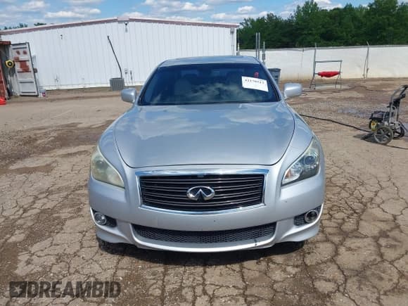 ✅ 2013 Infiniti M • VIN: JN1BY1AP0DM513527 • Lot: 42170513. Listed on IAAI with 194,908 mi. Free auction sales archive from the USA and detailed vehicle history report at DreamBid. Image 13.