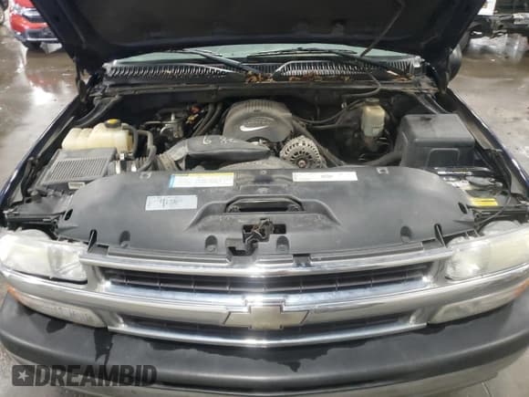 ✅ 2001 Chevrolet Suburban LT • VIN: 3GNFK16T21G151745 • Лот: 72221094. Опубликован ранее на Copart с пробегом 223 280 миль. Бесплатный доступ к архиву аукционных продаж из США и подробный отчёт об истории автомобиля на DreamBid. Изображение 12.