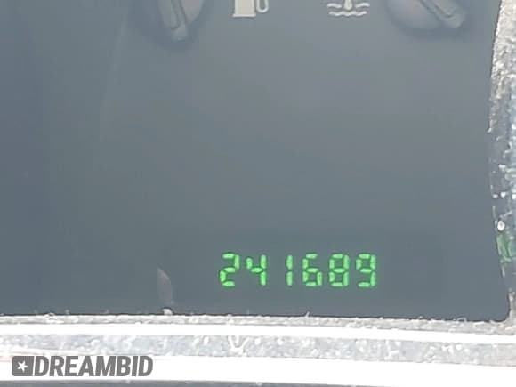 ✅ 2005 Ford Mustang GT Deluxe • VIN: 1ZVFT82H955169508 • Lot: 42133867. Listed on IAAI with 241,689 mi. Free auction sales archive from the USA and detailed vehicle history report at DreamBid. Image 7.