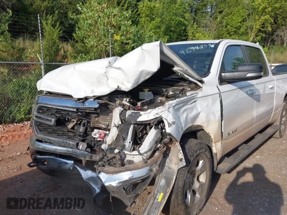 ✅ 2022 Ram 1500 Big Horn • VIN: 1C6SRFMT1NN339860 • Lot: 42949598. Listed on IAAI with 55,718 mi. Free auction sales archive from the USA and detailed vehicle history report at DreamBid. Image 6.