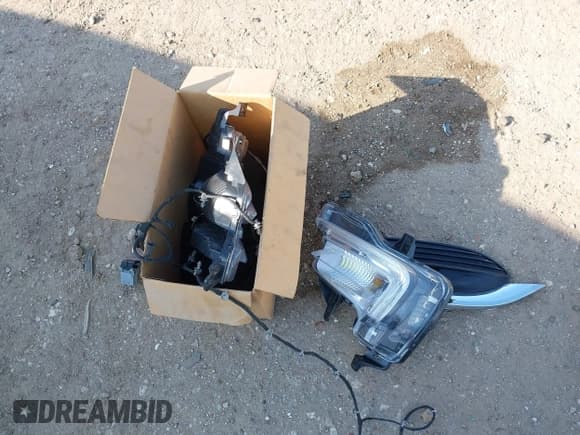 ✅ 2021 Buick Enclave Essence • VIN: 5GAERBKW9MJ234678 • Лот: 43516791. Опубликован ранее на IAAI с пробегом 45 858 миль. Бесплатный доступ к архиву аукционных продаж из США и подробный отчёт об истории автомобиля на DreamBid. Изображение 12.