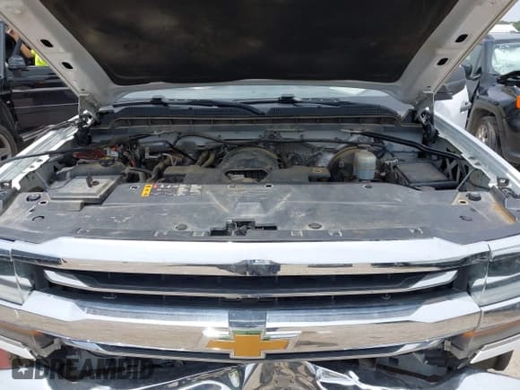 ✅ 2018 Chevrolet Silverado 1500 Work Truck • VIN: 1GCRCNECXJZ148202 • Lot: 42244684. Wystawiony na IAAI z przebiegiem 245 435 mil. Bezpłatny archiwum sprzedaży aukcyjnych z USA i szczegółowy raport historii pojazdu na DreamBid. Zdjęcie 10.