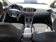 ✅ 2017 Hyundai Ioniq SEL • VIN: KMHC75LC6HU021625 • Lot: 45891665. Wystawiony na Copart z przebiegiem 87 333 mil. Bezpłatny archiwum sprzedaży aukcyjnych z USA i szczegółowy raport historii pojazdu na DreamBid. Zdjęcie 8.