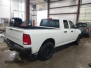 ✅ 2018 Ram 1500 Express • VIN: 1C6RR6FT2JS143479 • Lot: 41569932. Wystawiony na IAAI z przebiegiem 123 717 mil. Bezpłatny archiwum sprzedaży aukcyjnych z USA i szczegółowy raport historii pojazdu na DreamBid. Zdjęcie 4.