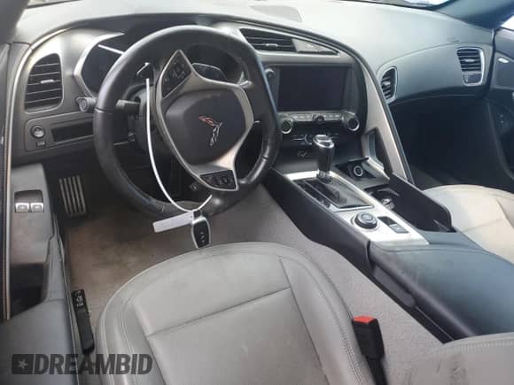 2017 Chevrolet Corvette 1LT с VIN 1G1YB2D75H5101851, выставлен на аукционе Copart как лот 69375164 с пробегом 9 778 миль миль и Списание • Salvage title. История ставок и продаж доступна на DreamBid. Изображение 8.