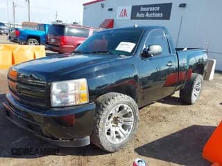 ✅ 2012 Chevrolet Silverado 1500 Work Truck • VIN: 1GCNCPEX6CZ201218 • Lot: 43355011. Wystawiony na IAAI z przebiegiem 127 659 mil. Bezpłatny archiwum sprzedaży aukcyjnych z USA i szczegółowy raport historii pojazdu na DreamBid. Zdjęcie 2.