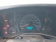 ✅ 2005 GMC Savana Cargo • VIN: 1GTGG25V751246085 • Lot: 41207468. Wystawiony na IAAI z przebiegiem 157 375 mil. Bezpłatny archiwum sprzedaży aukcyjnych z USA i szczegółowy raport historii pojazdu na DreamBid. Zdjęcie 7.