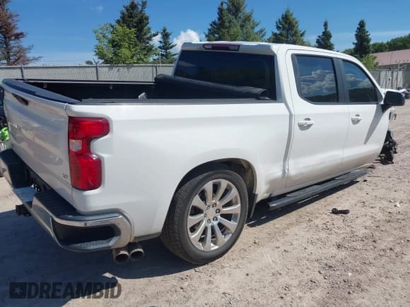 ✅ 2019 Chevrolet Silverado 1500 LT • VIN: 3GCPYDEK6KG194105 • Lot: 43062182. Wystawiony na IAAI z przebiegiem 78 601 mil. Bezpłatny archiwum sprzedaży aukcyjnych z USA i szczegółowy raport historii pojazdu na DreamBid. Zdjęcie 4.
