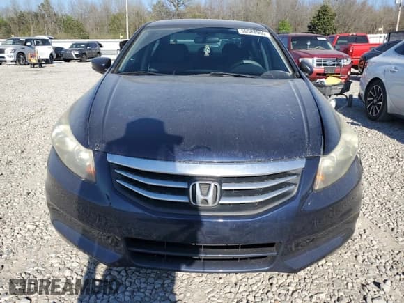 ✅ 2011 Honda Accord LX • VIN: 1HGCP2F34BA050419 • Lot: 50588955. Listed on Copart with 234,541 mi. Free auction sales archive from the USA and detailed vehicle history report at DreamBid. Image 5.
