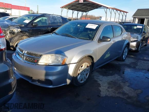 ✅ 2014 Dodge Avenger SE • VIN: 1C3CDZAB2EN226223 • Lot: 41416252. Wystawiony na IAAI z przebiegiem 85 175 mil. Bezpłatny archiwum sprzedaży aukcyjnych z USA i szczegółowy raport historii pojazdu na DreamBid. Zdjęcie 2.