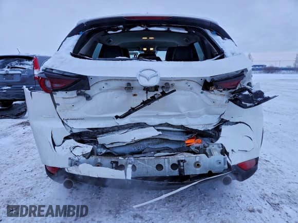 ✅ 2018 Mazda CX-5 Touring • VIN: JM3KFBCM3J0399867 • Lot: 94932225. Wystawiony na Copart z przebiegiem 131 960 mil. Bezpłatny archiwum sprzedaży aukcyjnych z USA i szczegółowy raport historii pojazdu na DreamBid. Zdjęcie 6.