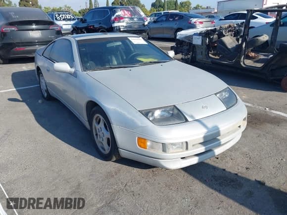 ✅ 1992 Nissan 300ZX • VIN: JN1RZ24H3NX520980 • Lot: 42619200. Wystawiony na IAAI z przebiegiem 228 598 mil. Bezpłatny archiwum sprzedaży aukcyjnych z USA i szczegółowy raport historii pojazdu na DreamBid. Zdjęcie 6.