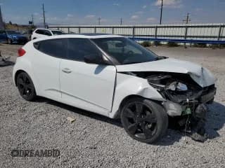 ✅ 2016 Hyundai Veloster • VIN: KMHTC6AD6GU288923 • Lot: 66437694. Listed on Copart with 75,040 mi. Free auction sales archive from the USA and detailed vehicle history report at DreamBid. Image 4.