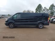 ✅ 2019 Ford Transit • VIN: 1FTYR2YM3KKA96824 • Lot: 41088013. Wystawiony na IAAI z przebiegiem 137 331 mil. Bezpłatny archiwum sprzedaży aukcyjnych z USA i szczegółowy raport historii pojazdu na DreamBid. Zdjęcie 14.