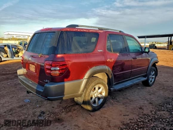 ✅ 2004 Toyota Sequoia SR5 • VIN: 5TDZT34A34S207827 • Лот: 94361485. Опубликован ранее на Copart с пробегом 188 199 миль. Бесплатный доступ к архиву аукционных продаж из США и подробный отчёт об истории автомобиля на DreamBid. Изображение 3.