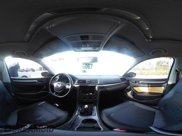 ✅ 2018 Volkswagen Passat SE • VIN: 1VWBA7A3XJC011916 • Lot: 43071923. Listed on IAAI with Not provided. Free auction sales archive from the USA and detailed vehicle history report at DreamBid. Image 19.