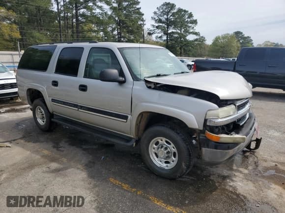 ✅ 2005 Chevrolet Suburban LS • VIN: 1GNGC26U95R167852 • Лот: 50689105. Опубликован ранее на Copart с пробегом 277 843 миль. Бесплатный доступ к архиву аукционных продаж из США и подробный отчёт об истории автомобиля на DreamBid. Изображение 4.