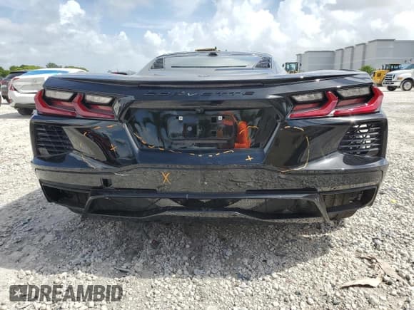 ✅ 2024 Chevrolet Corvette 2LT • VIN: 1G1YB2D45R5111898 • Лот: 66266635. Опубликован ранее на Copart с пробегом 15 977 миль. Бесплатный доступ к архиву аукционных продаж из США и подробный отчёт об истории автомобиля на DreamBid. Изображение 6.