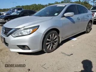 ✅ 2016 Nissan Altima SR • VIN: 1N4AL3AP3GC272646 • Lot: 92417185. Wystawiony na Copart z przebiegiem 193 257 mil. Bezpłatny archiwum sprzedaży aukcyjnych z USA i szczegółowy raport historii pojazdu na DreamBid. Zdjęcie 1.
