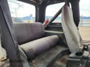 ✅ 1987 Jeep Wrangler • VIN: 2BCCV8143HB520719 • Lot: 92108075. Wystawiony na Copart z przebiegiem 198 485 mil. Bezpłatny archiwum sprzedaży aukcyjnych z USA i szczegółowy raport historii pojazdu na DreamBid. Zdjęcie 10.