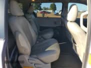 ✅ 2012 Toyota Sienna XLE • VIN: 5TDYK3DCXCS205412 • Lot: 89448115. Wystawiony na Copart z przebiegiem 175 077 mil. Bezpłatny archiwum sprzedaży aukcyjnych z USA i szczegółowy raport historii pojazdu na DreamBid. Zdjęcie 11.