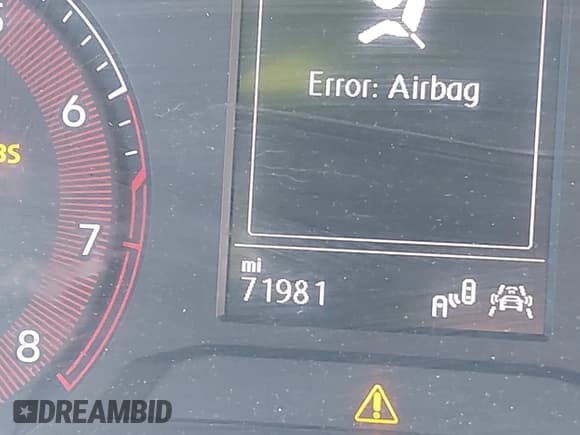 ✅ 2019 Volkswagen Jetta S • VIN: 3VWCB7BU3KM133932 • Lot: 43493380. Wystawiony na IAAI z przebiegiem 71 981 mil. Bezpłatny archiwum sprzedaży aukcyjnych z USA i szczegółowy raport historii pojazdu na DreamBid. Zdjęcie 16.