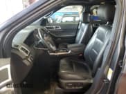 ✅ 2015 Ford Explorer XLT • VIN: 1FM5K8D8XFGA52701 • Lot: 61525595. Wystawiony na Copart z przebiegiem 159 471 mil. Bezpłatny archiwum sprzedaży aukcyjnych z USA i szczegółowy raport historii pojazdu na DreamBid. Zdjęcie 7.