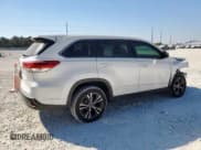 ✅ 2019 Toyota Highlander LE • VIN: 5TDZZRFH1KS364636 • Lot: 86315905. Wystawiony na Copart z przebiegiem 105 899 mil. Bezpłatny archiwum sprzedaży aukcyjnych z USA i szczegółowy raport historii pojazdu na DreamBid. Zdjęcie 3.
