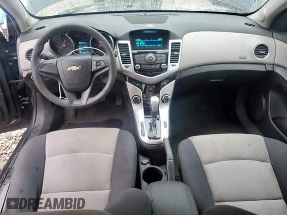 ✅ 2016 Chevrolet Cruze LS • VIN: 1G1PC5SH2G7117255 • Lot: 66146015. Listed on Copart with 116,790 mi. Free auction sales archive from the USA and detailed vehicle history report at DreamBid. Image 8.