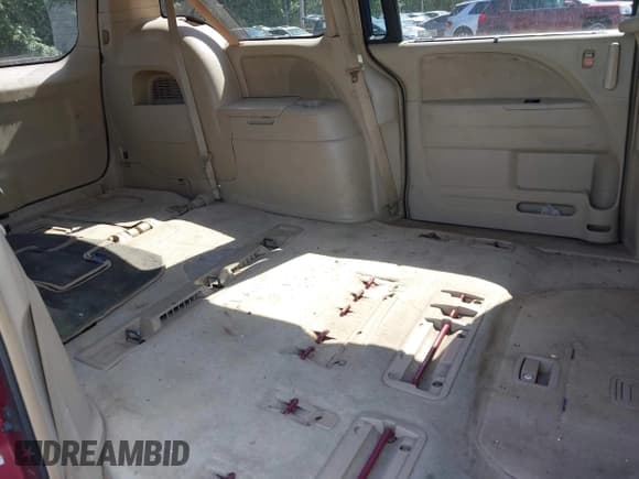 ✅ 2006 Honda Odyssey EX • VIN: 5FNRL38406B401260 • Lot: 43075833. Listed on IAAI with 365,313 mi. Free auction sales archive from the USA and detailed vehicle history report at DreamBid. Image 8.