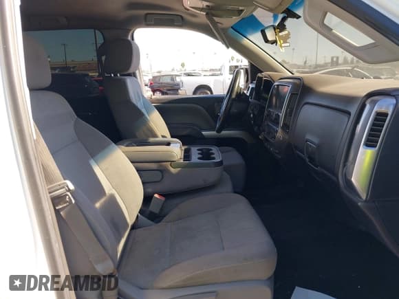 ✅ 2015 Chevrolet Silverado 1500 LT • VIN: 3GCUKREC0FG293390 • Лот: 41321751. Опубликован ранее на IAAI с пробегом Не указан. Бесплатный доступ к архиву аукционных продаж из США и подробный отчёт об истории автомобиля на DreamBid. Изображение 5.