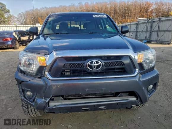 ✅ 2015 Toyota Tacoma • VIN: 3TMLU4EN4FM201922 • Lot: 94864525. Wystawiony na Copart z przebiegiem 101 336 mil. Bezpłatny archiwum sprzedaży aukcyjnych z USA i szczegółowy raport historii pojazdu na DreamBid. Zdjęcie 5.