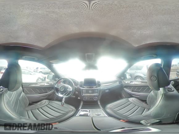 ✅ 2018 Mercedes-Benz GLS 63 AMG • VIN: 4JGDF7FE6JB065206 • Лот: 70115205. Опубликован ранее на Copart с пробегом 93 716 миль. Бесплатный доступ к архиву аукционных продаж из США и подробный отчёт об истории автомобиля на DreamBid. Изображение 15.