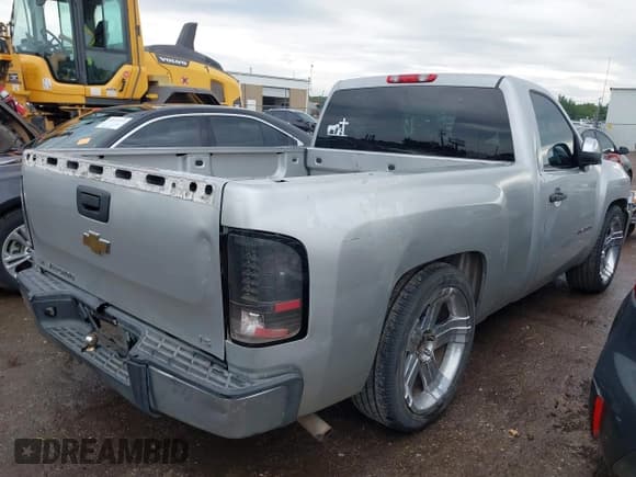 ✅ 2011 Chevrolet Silverado 1500 Work Truck • VIN: 1GCNCPEA4BZ199785 • Lot: 43126365. Listed on IAAI with 157,536 mi. Free auction sales archive from the USA and detailed vehicle history report at DreamBid. Image 14.