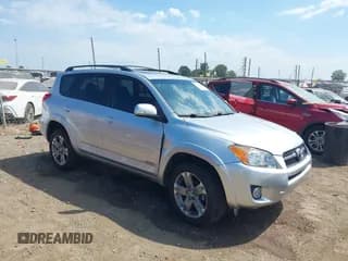 ✅ 2011 Toyota RAV4 Sport • VIN: JTMRF4DV0B5047960 • Lot: 40109646. Wystawiony na IAAI z przebiegiem 132 434 mil. Bezpłatny archiwum sprzedaży aukcyjnych z USA i szczegółowy raport historii pojazdu na DreamBid. Zdjęcie 1.
