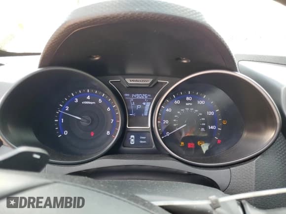 ✅ 2013 Hyundai Veloster Turbo • VIN: KMHTC6AE4DU156618 • Lot: 74522134. Wystawiony na Copart z przebiegiem 149 026 mil. Bezpłatny archiwum sprzedaży aukcyjnych z USA i szczegółowy raport historii pojazdu na DreamBid. Zdjęcie 9.