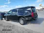 2019 Chevrolet Suburban LT z VIN 1GNSCHKCXKR161435, wystawiony jako Copart lot #90894635 z przebiegiem 189 459 mil mil oraz Czysty tytuł • Clean title. Historia ofert i sprzedaży dostępna na DreamBid. Obrazek 2.