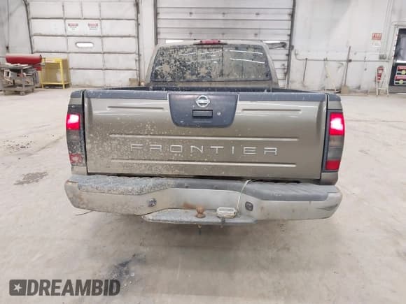 ✅ 2002 Nissan Frontier XE • VIN: 1N6DD26S82C379337 • Lot: 42981669. Listed on IAAI with 132,000 mi. Free auction sales archive from the USA and detailed vehicle history report at DreamBid. Image 16.