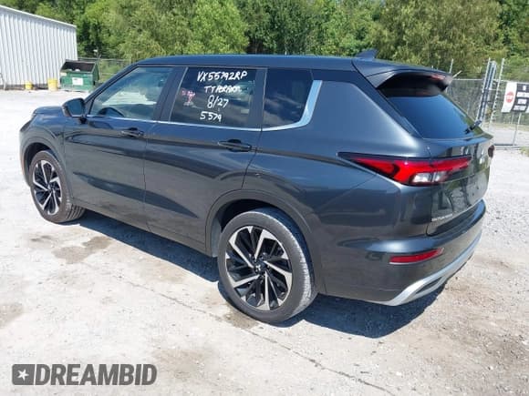 ✅ 2024 Mitsubishi Outlander SE • VIN: JA4J3VA83RZ084038 • Lot: 43130536. Wystawiony na IAAI z przebiegiem 25 898 mil. Bezpłatny archiwum sprzedaży aukcyjnych z USA i szczegółowy raport historii pojazdu na DreamBid. Zdjęcie 3.
