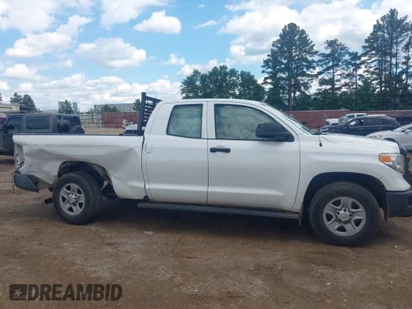 ✅ 2014 Toyota Tundra SR • VIN: 5TFRM5F11EX076205 • Lot: 42244088. Wystawiony na IAAI z przebiegiem 136 363 mil. Bezpłatny archiwum sprzedaży aukcyjnych z USA i szczegółowy raport historii pojazdu na DreamBid. Zdjęcie 13.