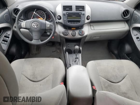✅ 2010 Toyota RAV4 • VIN: JTMBF4DV6AD030523 • Лот: 54588625. Опубликован ранее на Copart с пробегом 189 204 миль. Бесплатный доступ к архиву аукционных продаж из США и подробный отчёт об истории автомобиля на DreamBid. Изображение 8.