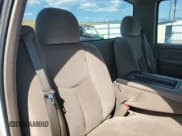 ✅ 2007 GMC Sierra 2500HD Work Truck • VIN: 1GTHK24U07E145039 • Лот: 63489955. Опубликован ранее на Copart с пробегом 93 297 миль. Бесплатный доступ к архиву аукционных продаж из США и подробный отчёт об истории автомобиля на DreamBid. Изображение 10.